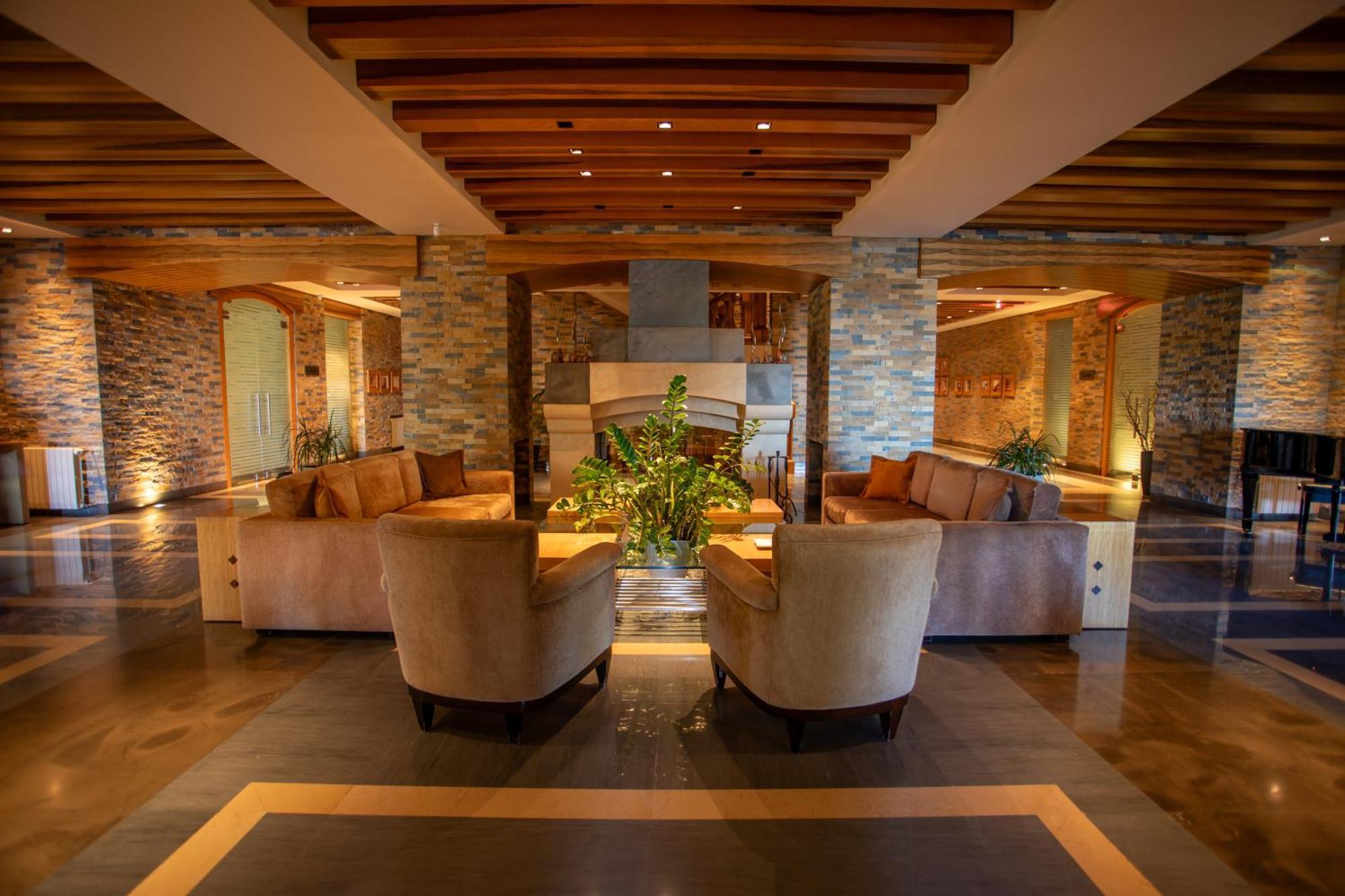Terre Brune Hotel Mzaar Kfardebian Exterior foto